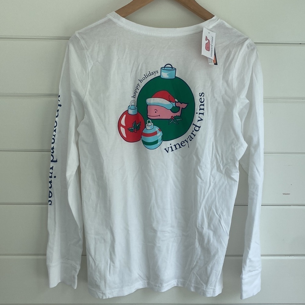 NWT Vineyard Vines | White Tee with Holiday Whale Logo | Great Condition - Picture 3 of 5
